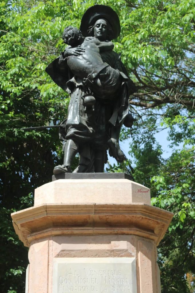 Guía Turística Hospital de la Caridad Estatua Mañara